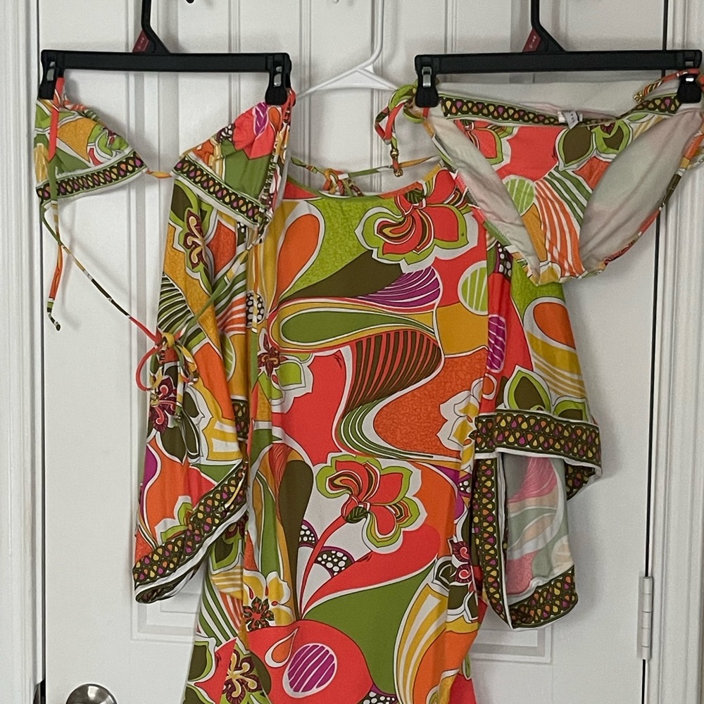 Trina Turk Multicolor Floral Swimwear